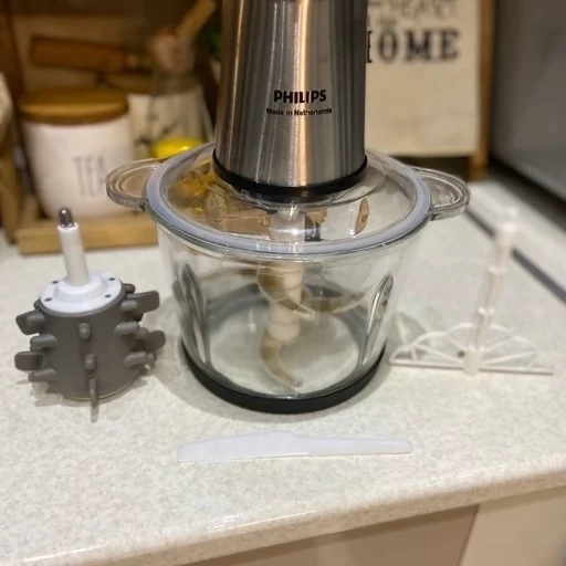 خردکن فیلیپس کاسه شیشه philips پرقدرت حجم 3.8 لیتر 4800 وات دو سرعته با سیر پوست کن